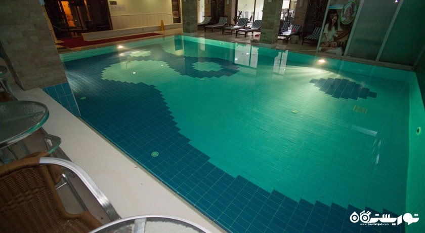 استخر سرپوشیده  هتل سی لایف فمیلی ریزورت